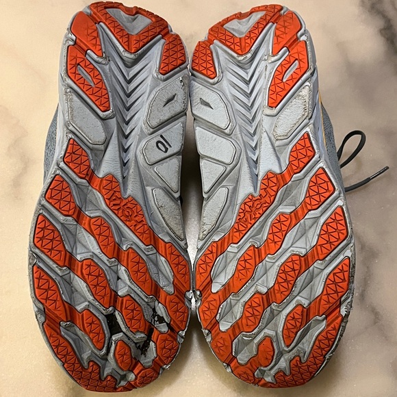 Hoka One One Clifton 8 Men's Charcoal and Mustard Athletic Shoes - Picture 9 of 9